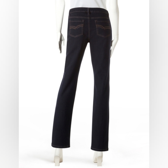 Cleo Curvy Fit Dark Wash Size 2 - Picture 6 of 8